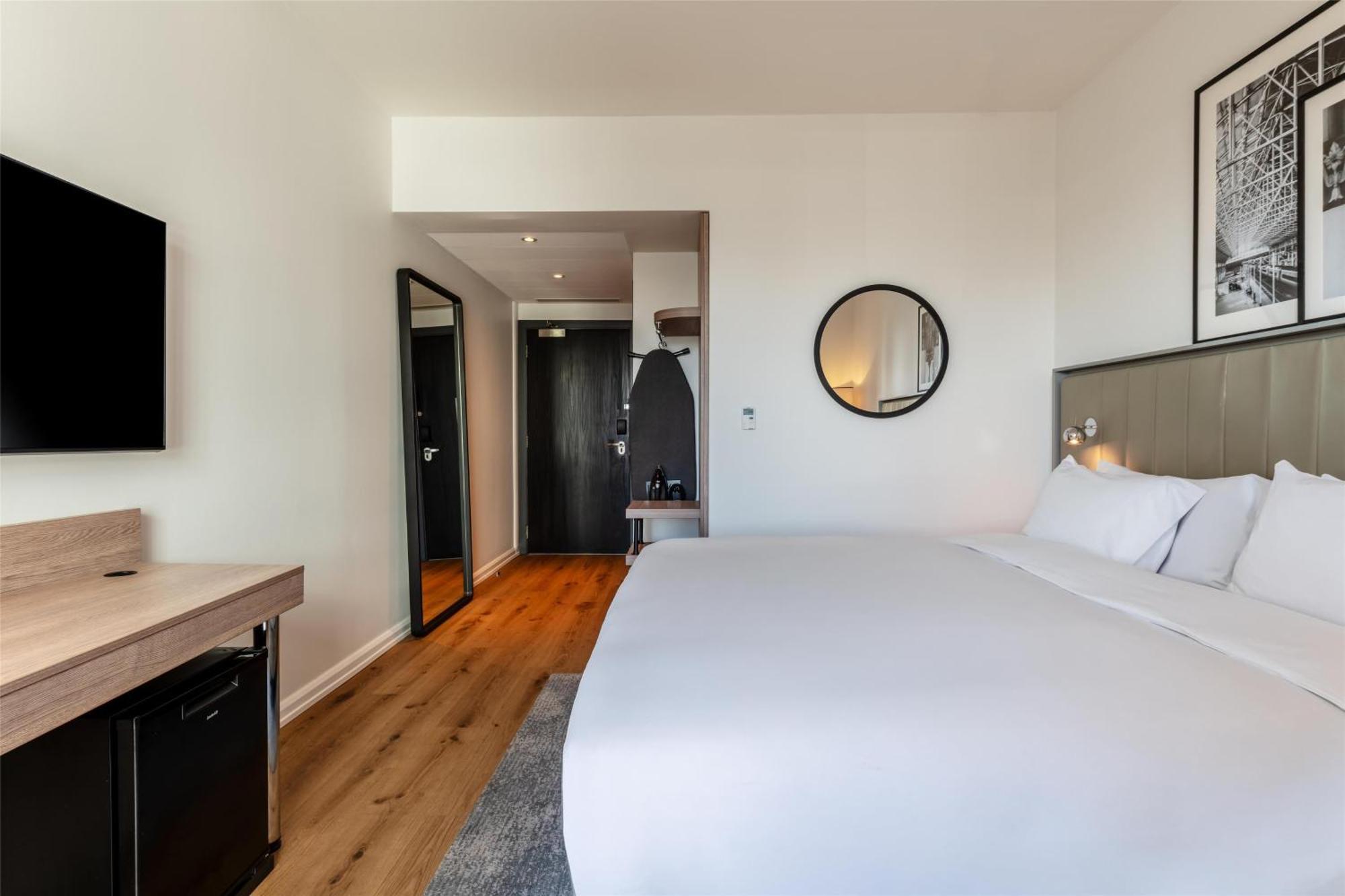Radisson Centre, A Verified Net Zero Hotel