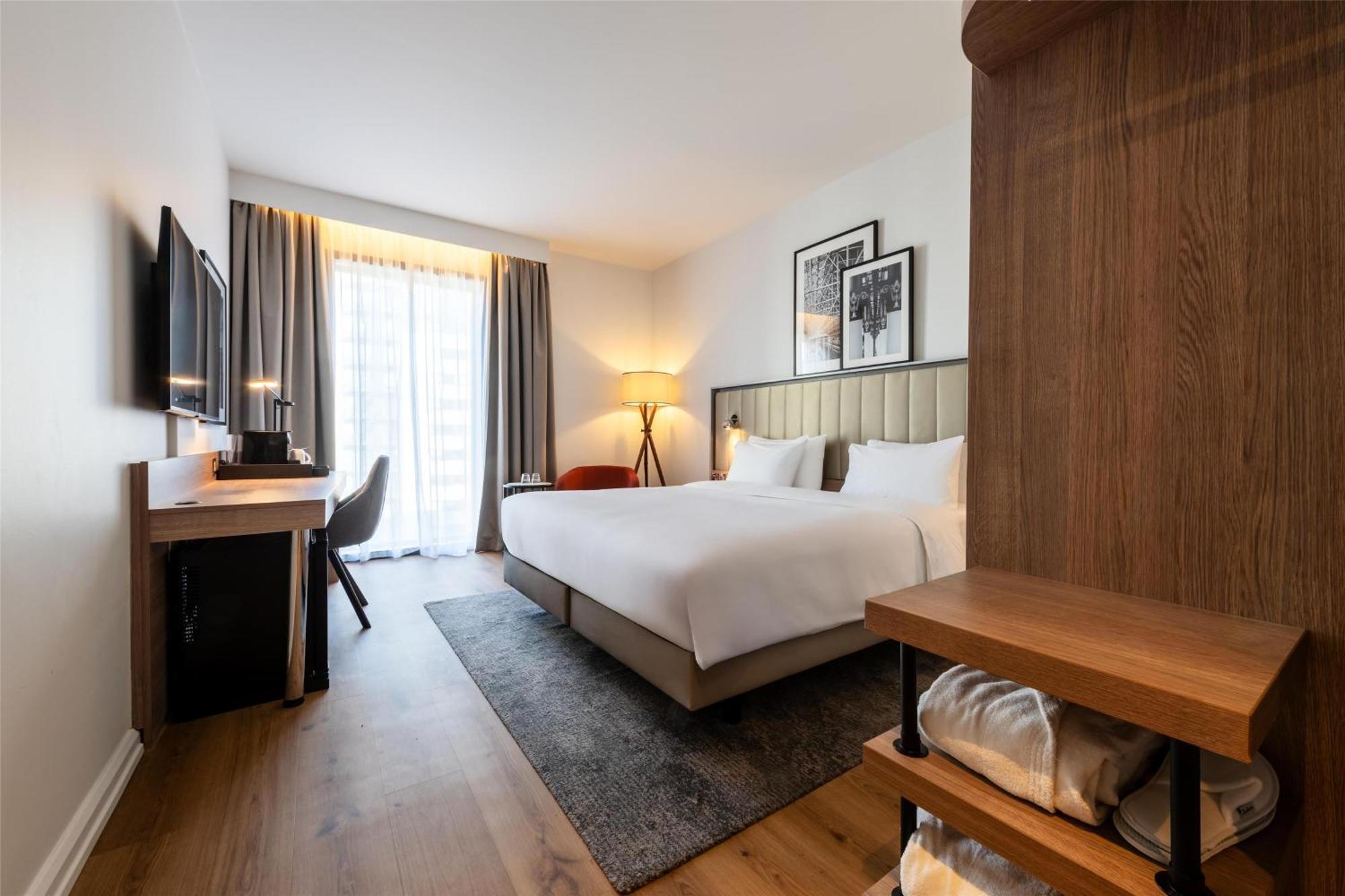 Radisson Centre, A Verified Net Zero 4*
