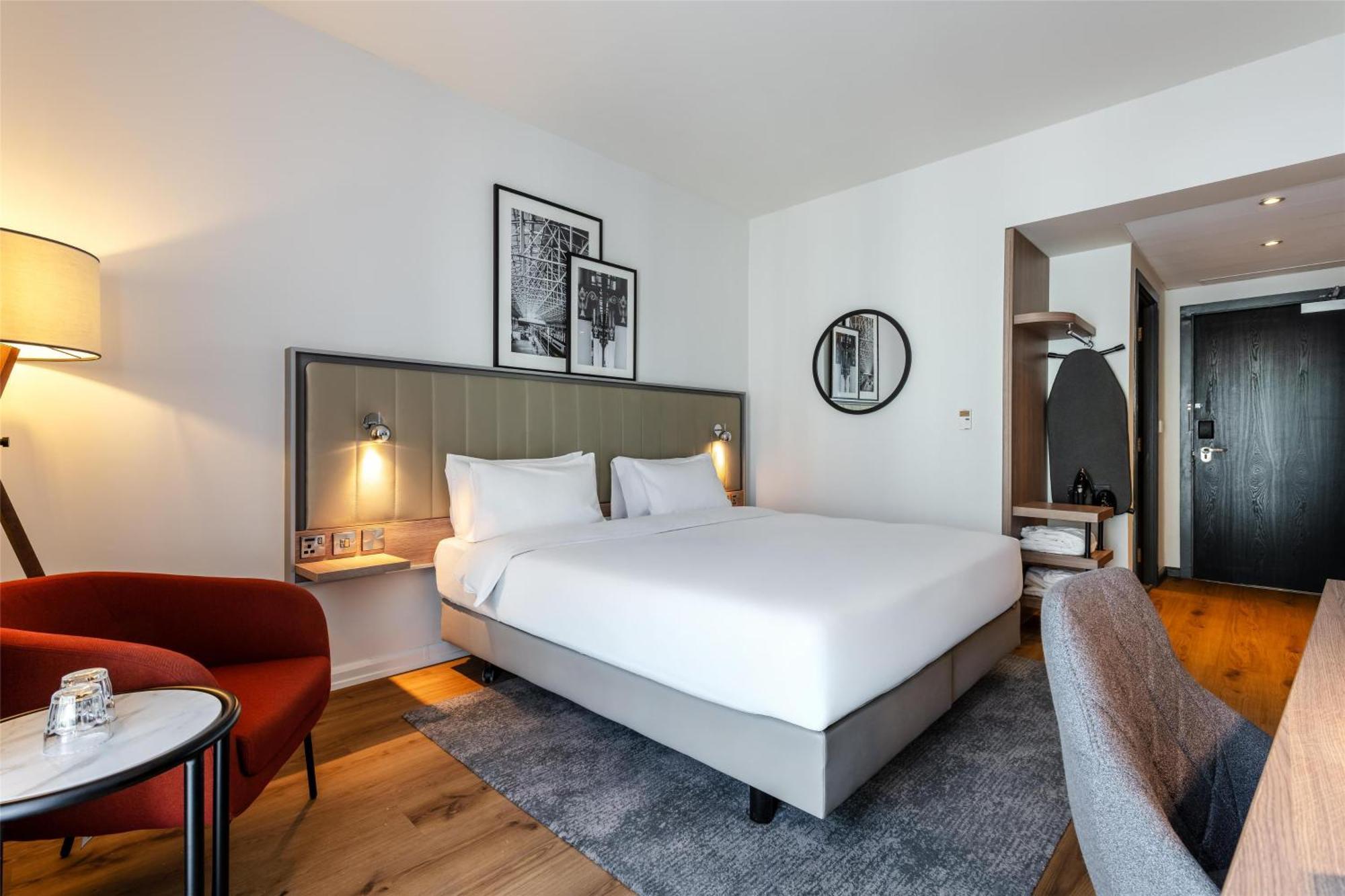 Hotel Radisson Centre, A Verified Net Zero 4*